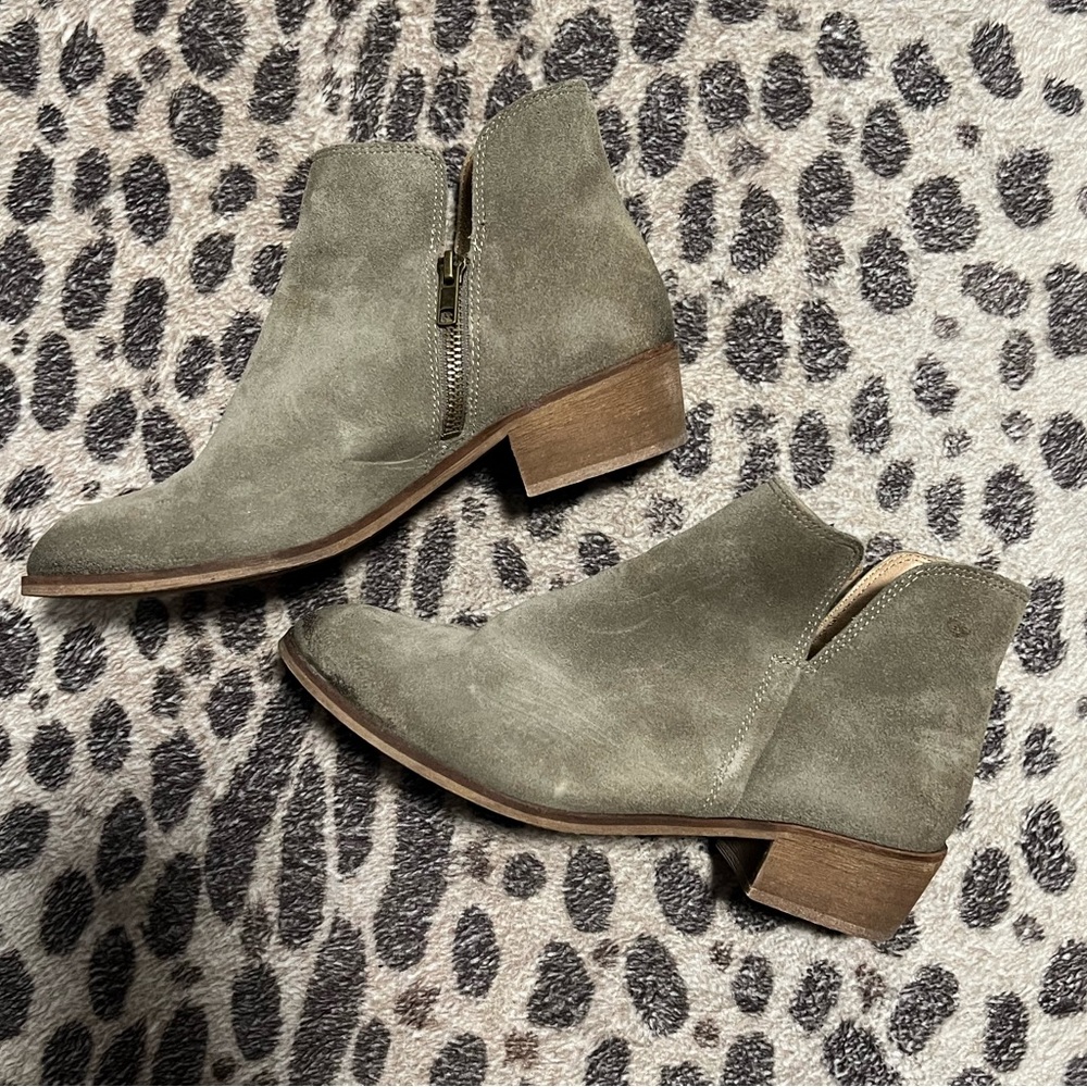 Splendid Booties - Picture 6 of 6